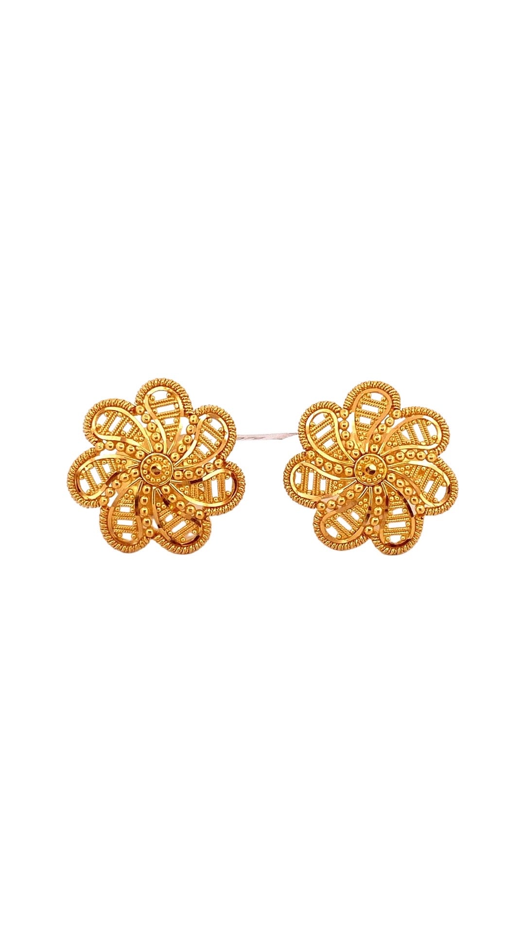 Flower design hot sale gold earrings