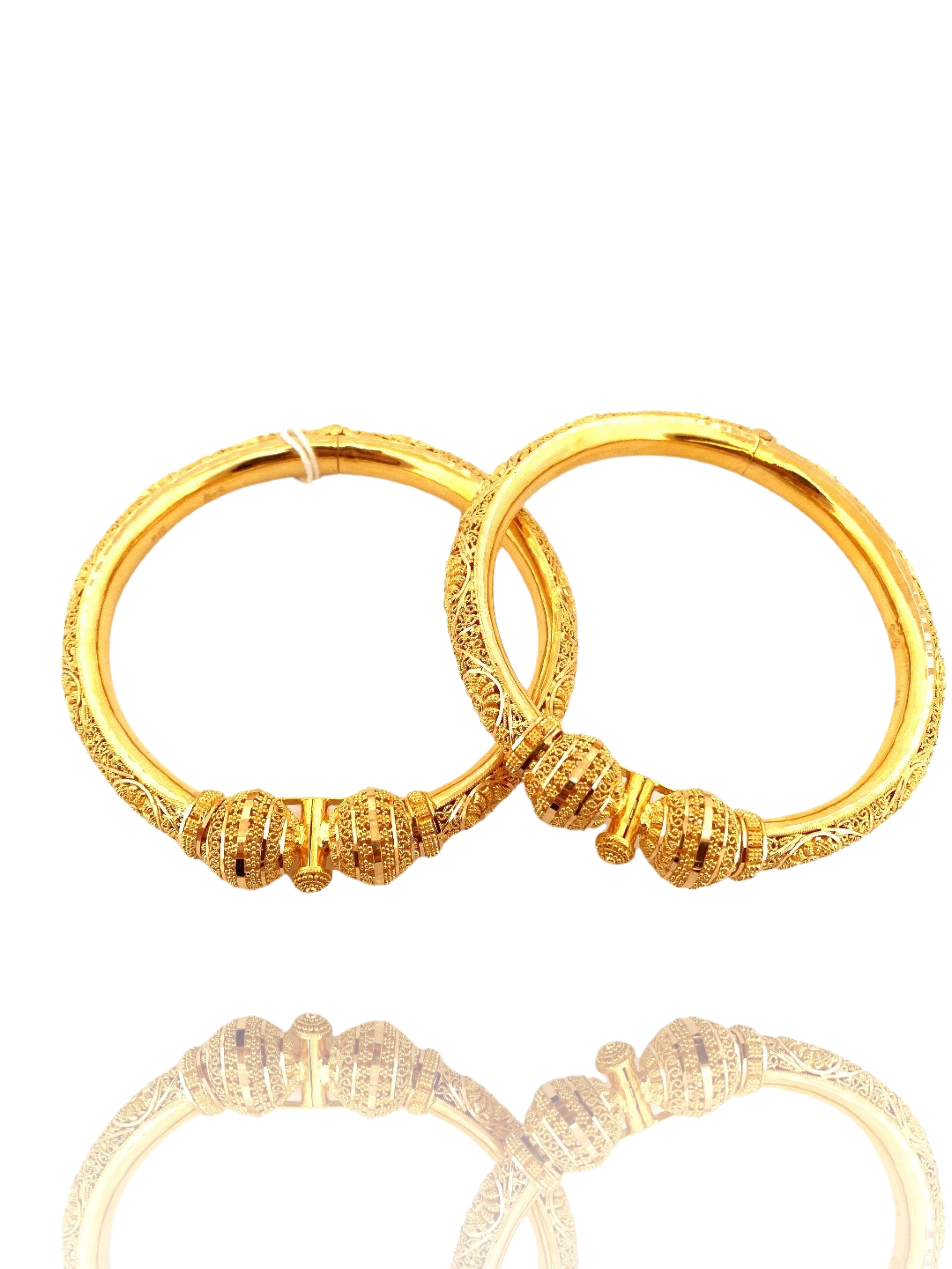 22K Gold Designer 2 Pieces Set of Ladies Screw Bangles