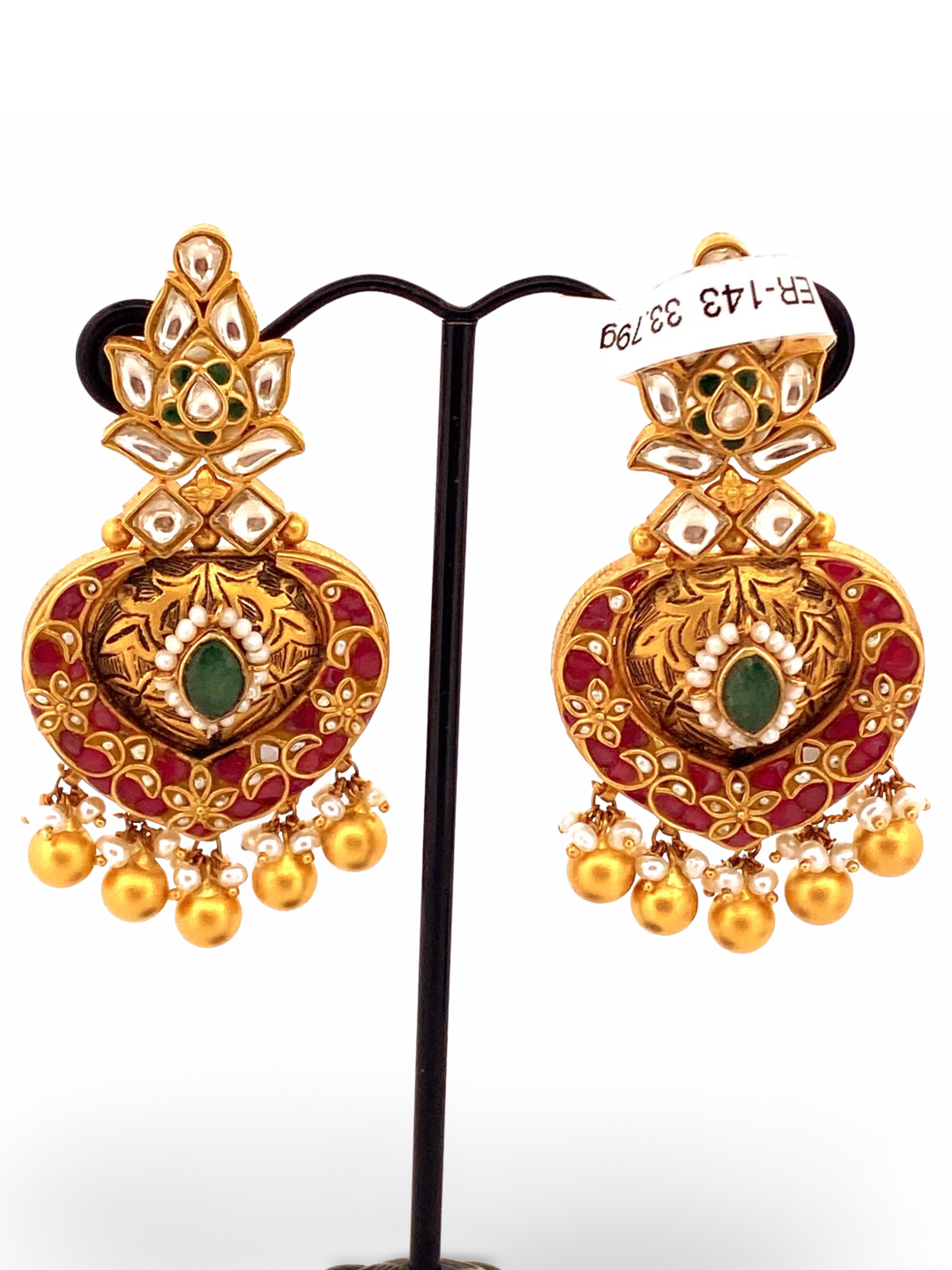 Hanging earrings designs in gold discount