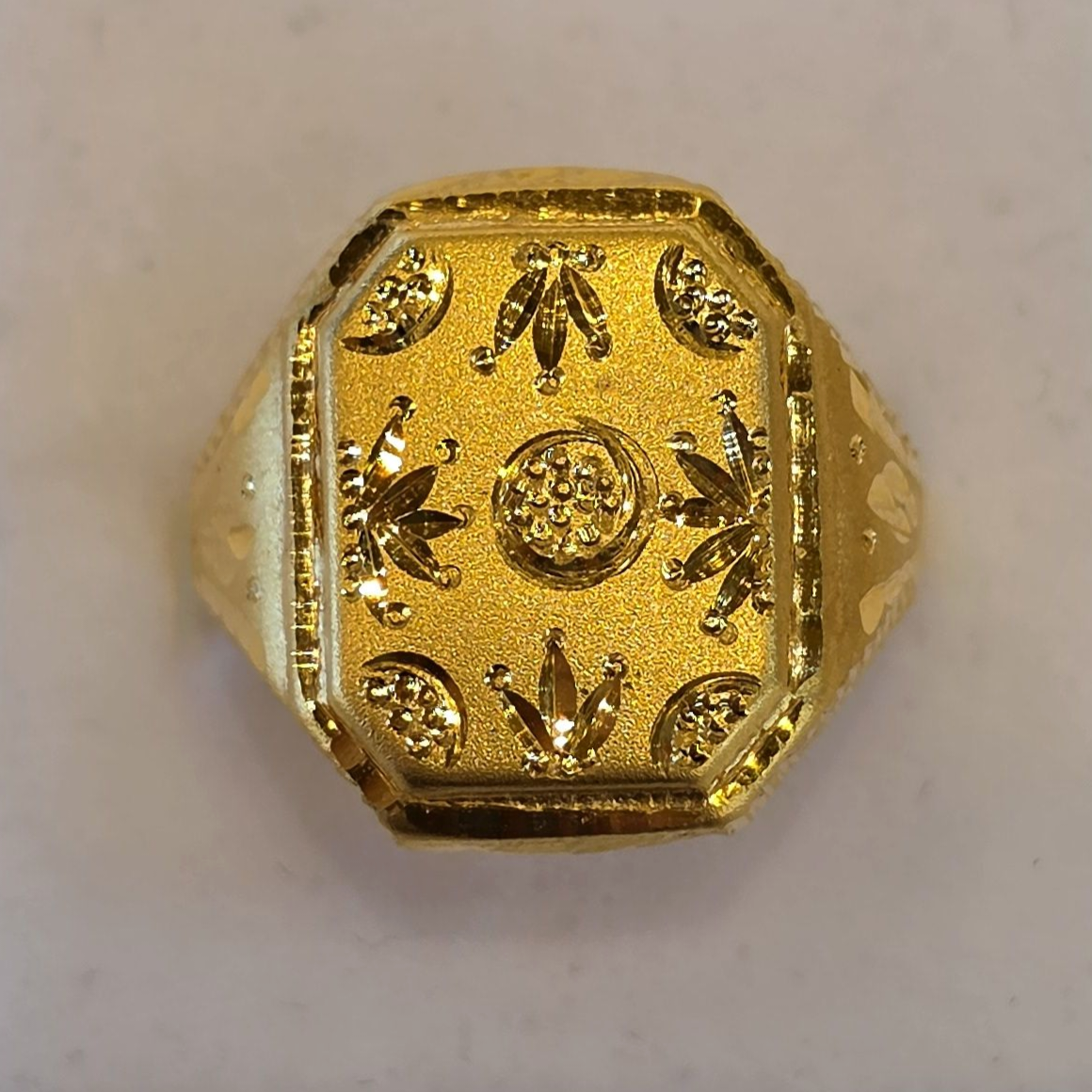 22K Gold Men's Ring