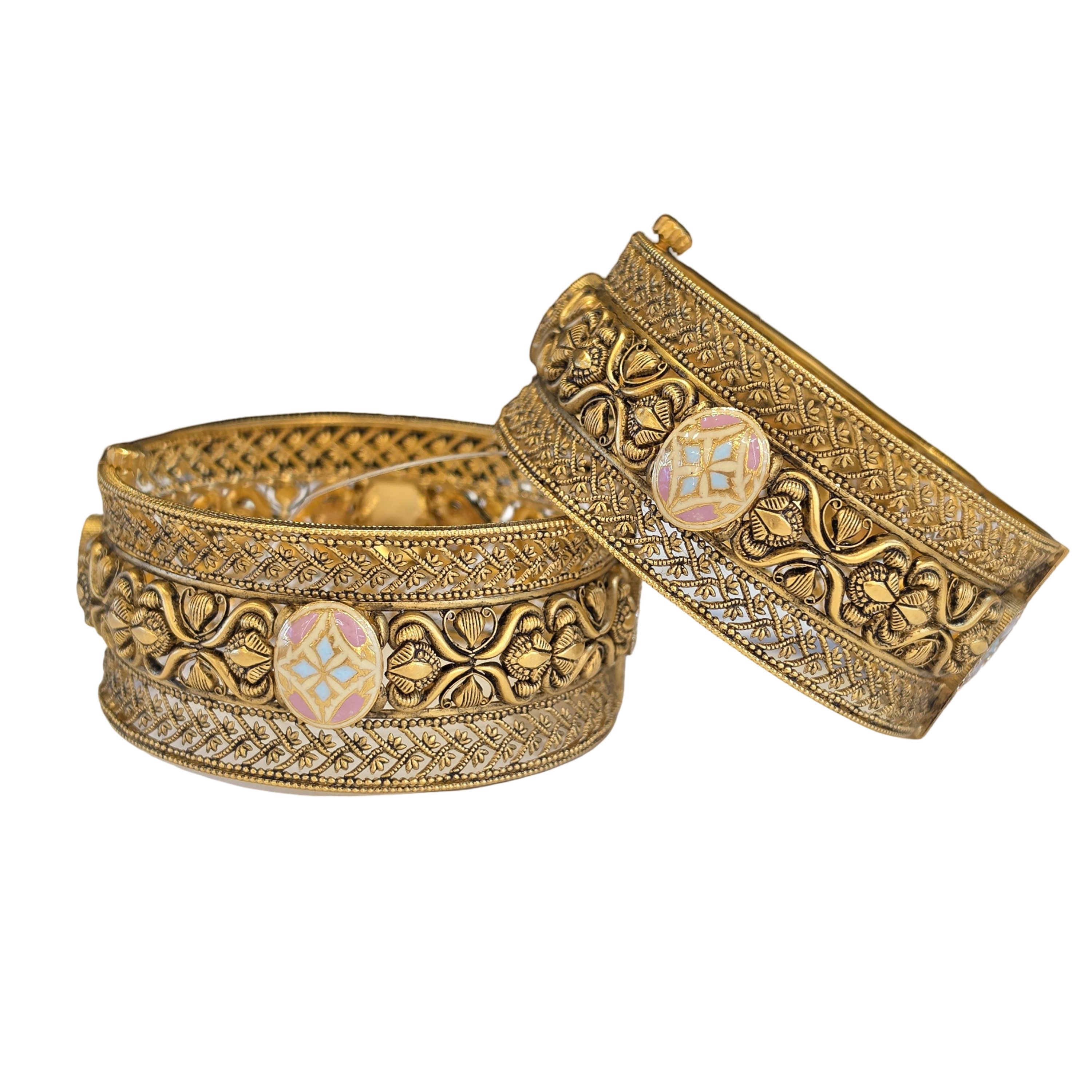 22K Gold Designer Set Of Screw Bangles