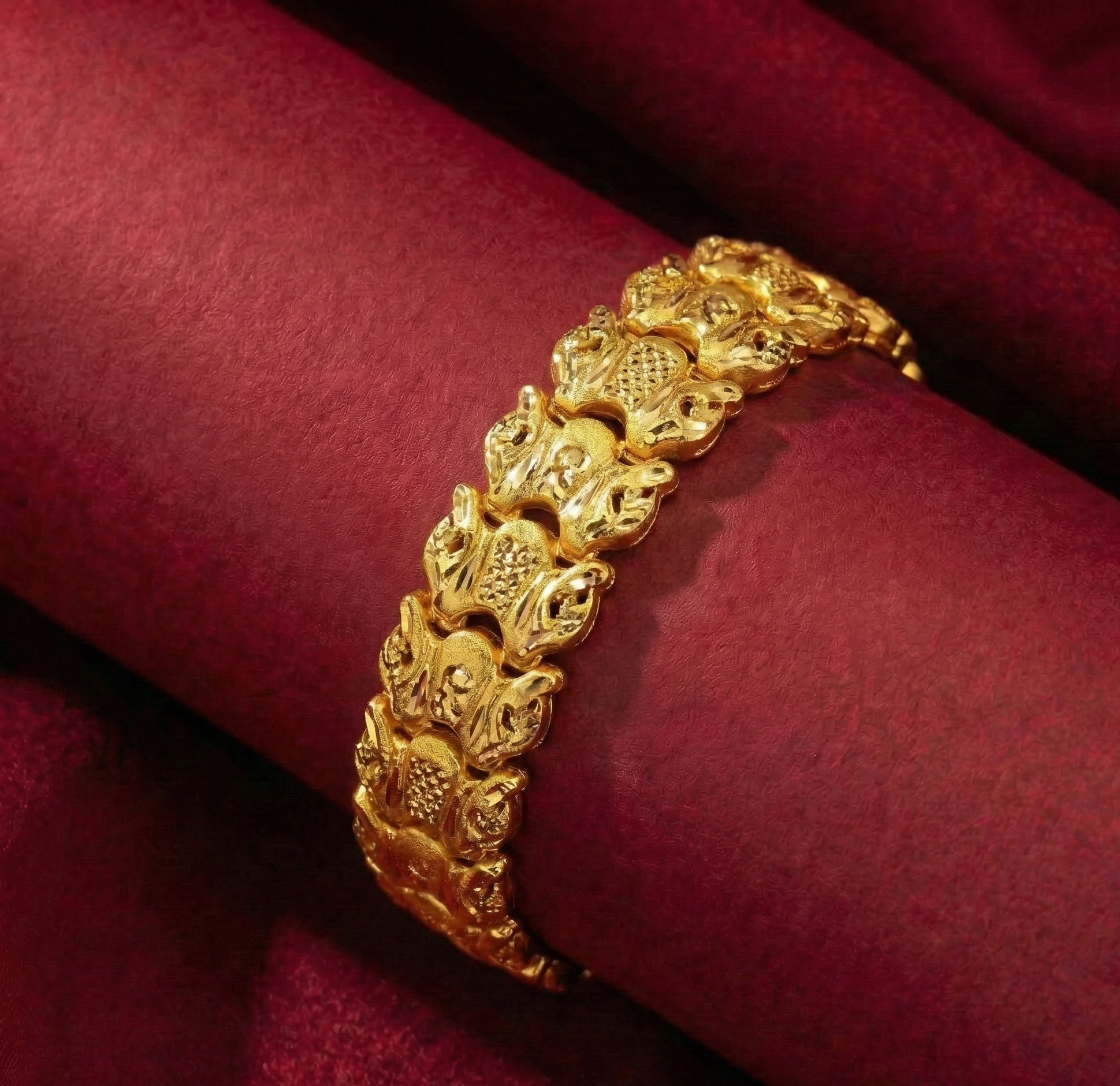 22K Gold Designer Men's Bracelet