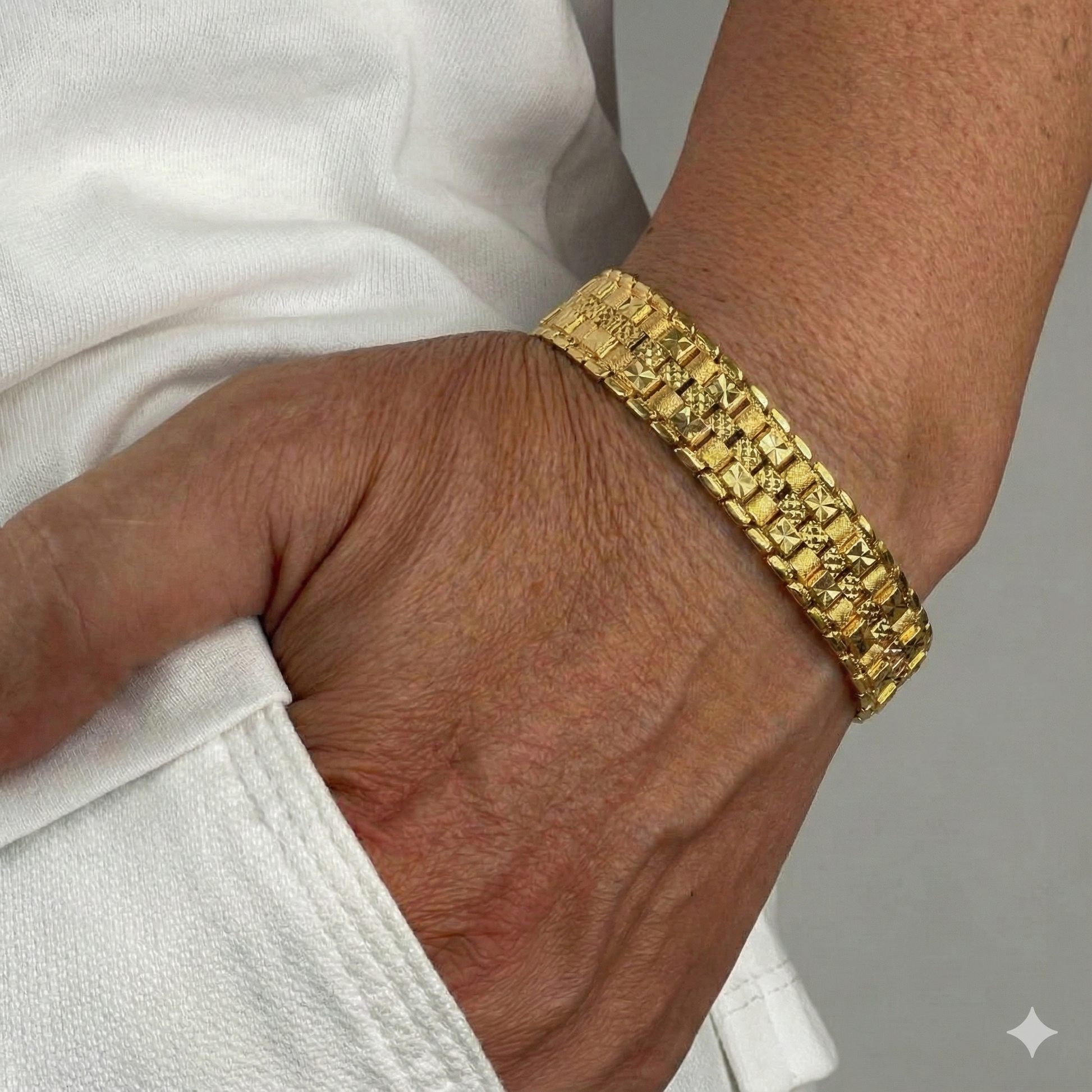 22K Gold Designer Men's Bracelet