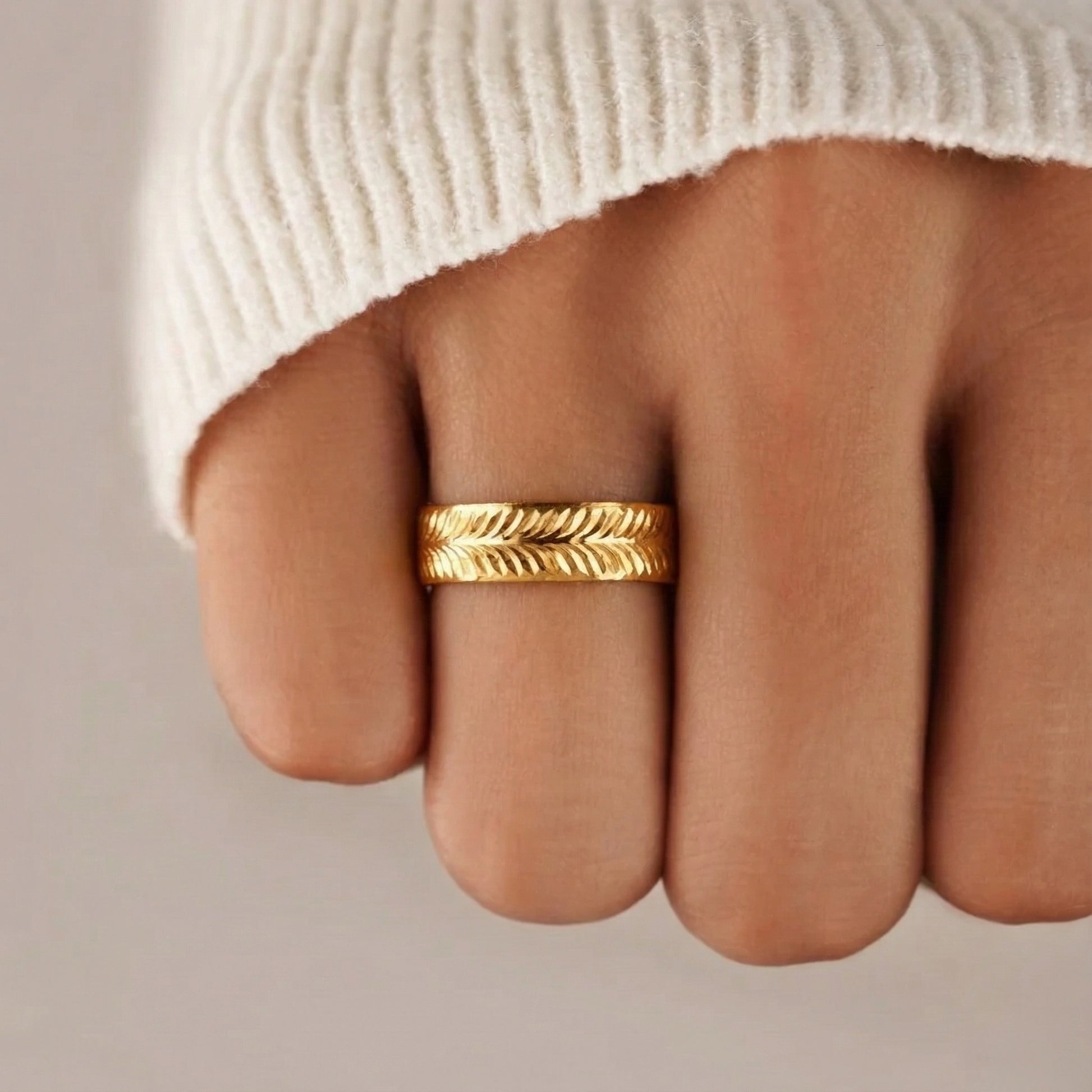 22K Gold Designer Band