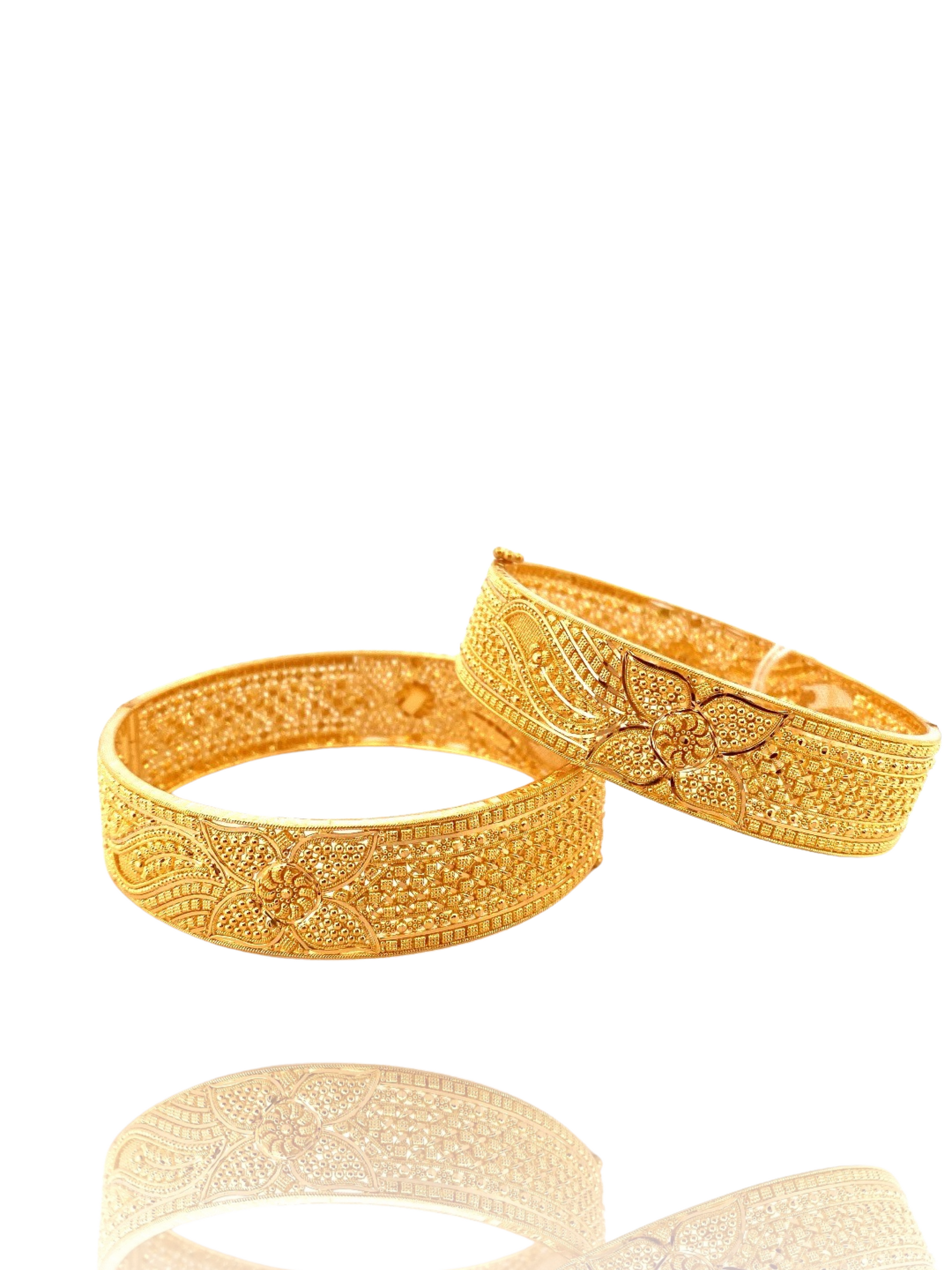 22K Gold Designer 2 Pieces Set of Ladies Screw Bangles