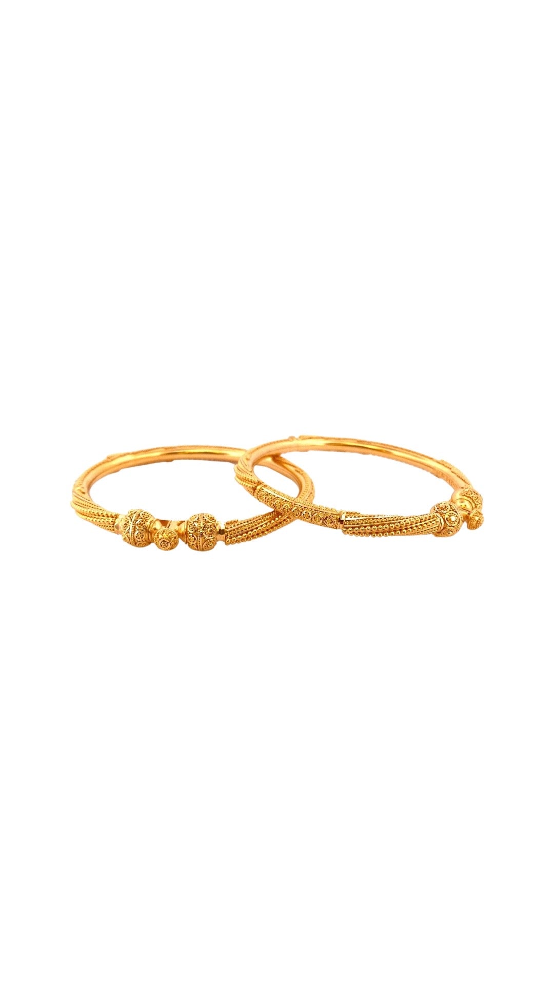 22K Gold 2 Pieces Set Of Ladies Screw Bangles