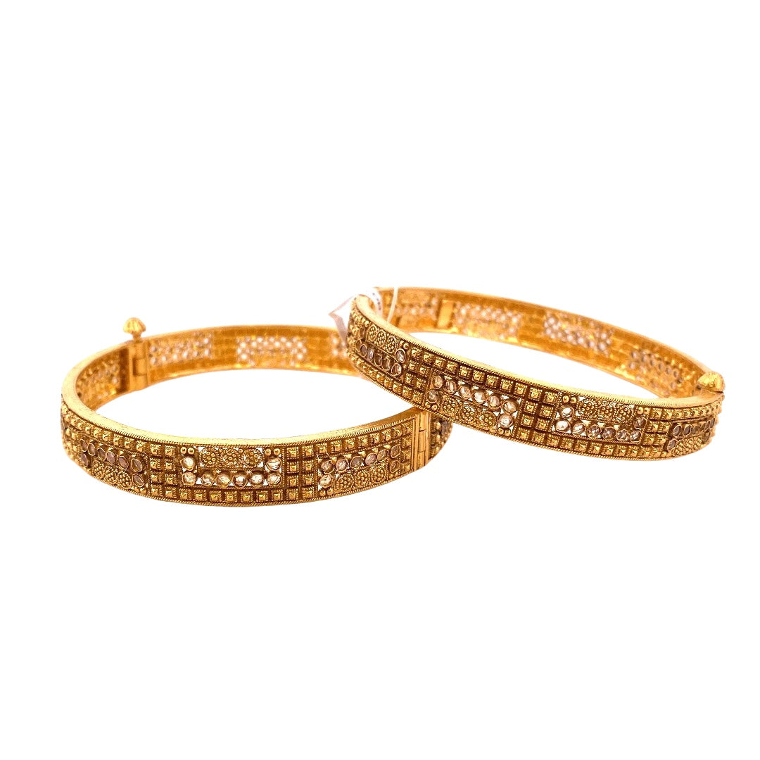 22K Gold Antique Designer 2 Pieces Set Of Ladies Screw Bangles
