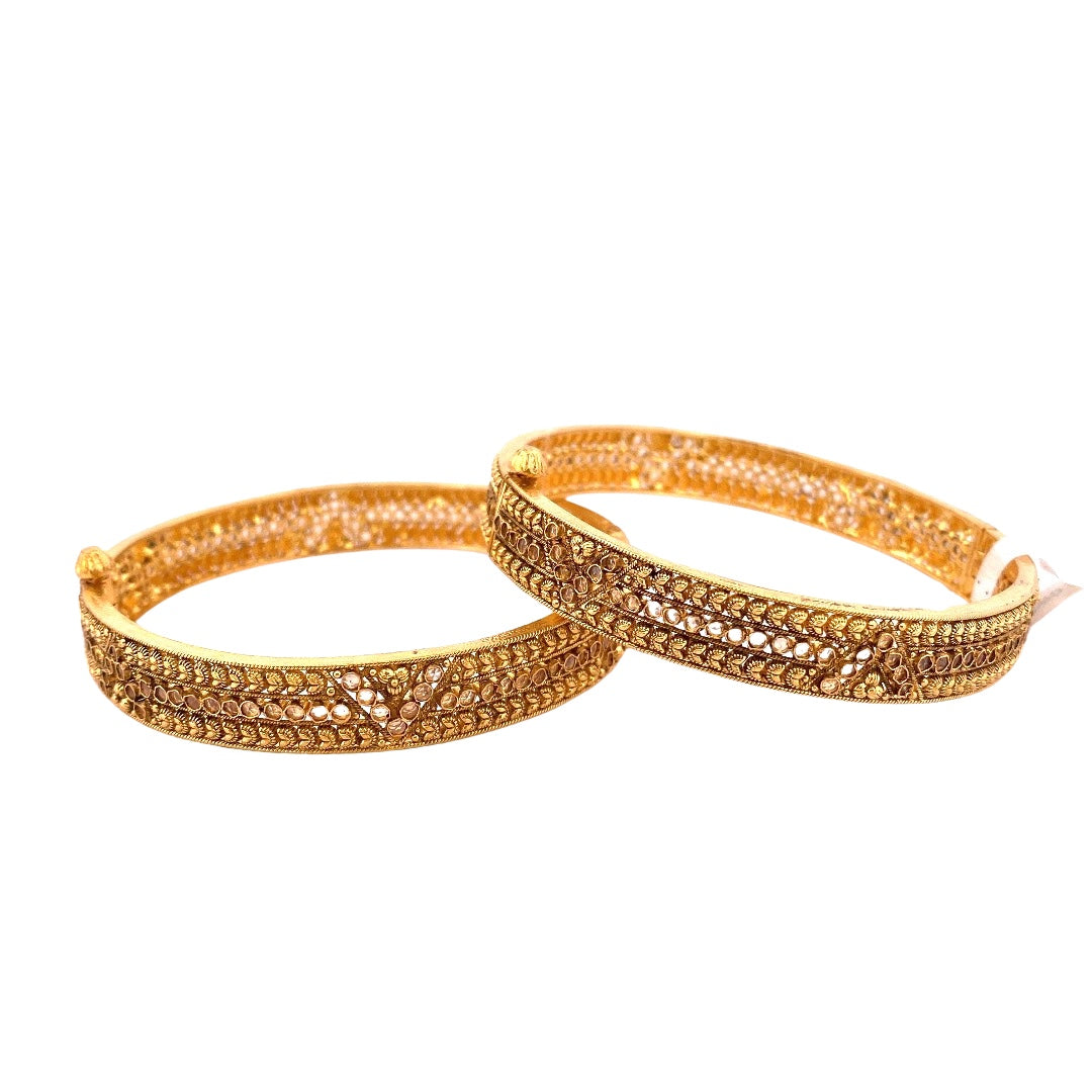 22K Gold Antique Designer 2 Pieces Set Of Ladies Screw Bangles