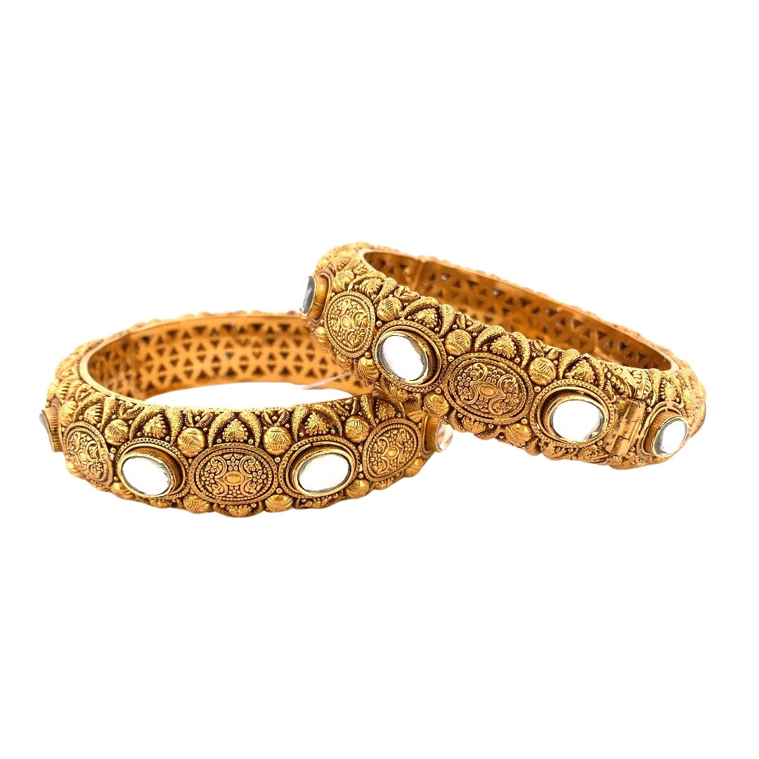 22K Gold Antique 2 Pieces Set Of Ladies Screw Bangles