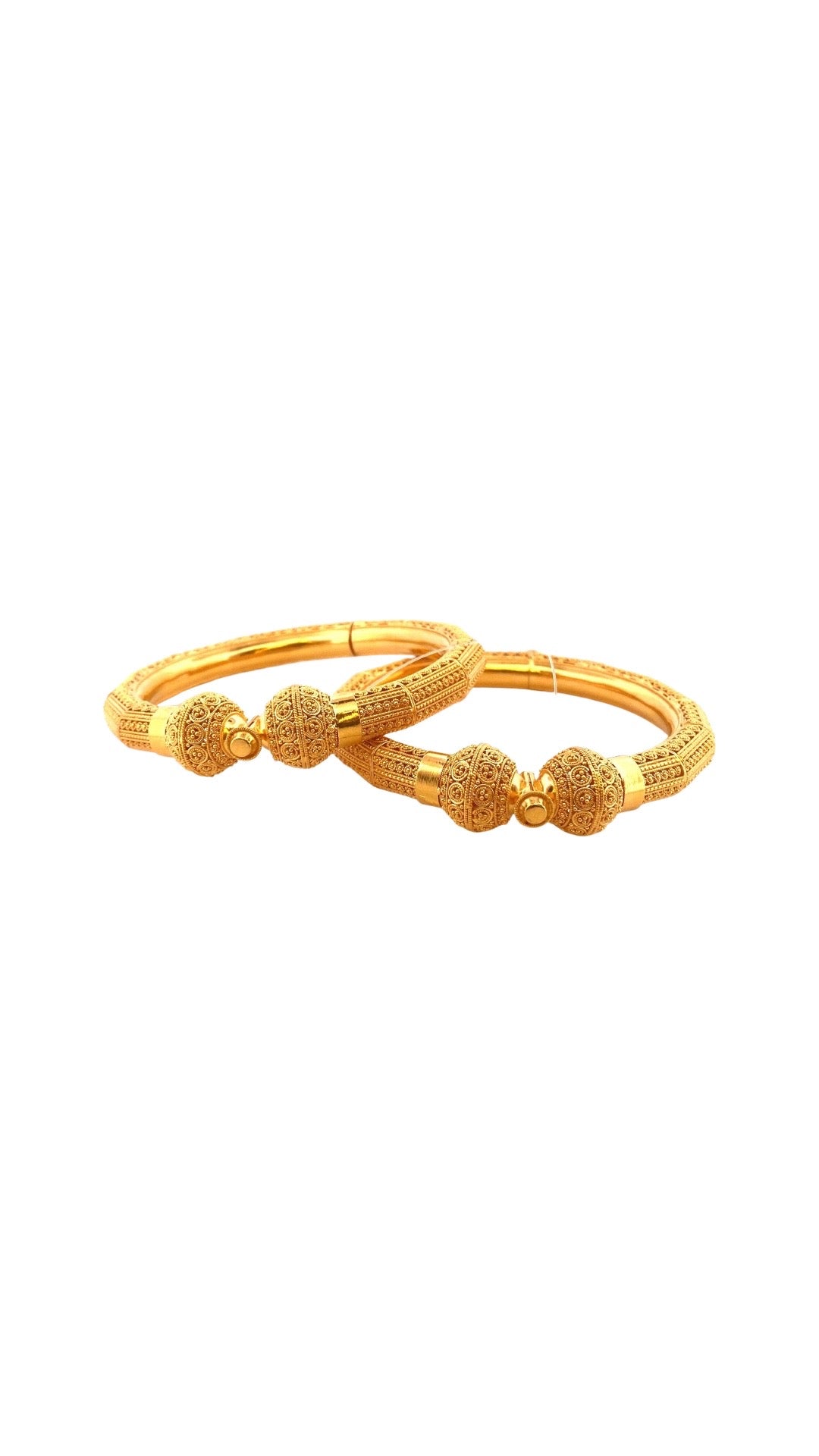 22K Gold 2 Pieces Set Of Ladies Screw Bangles