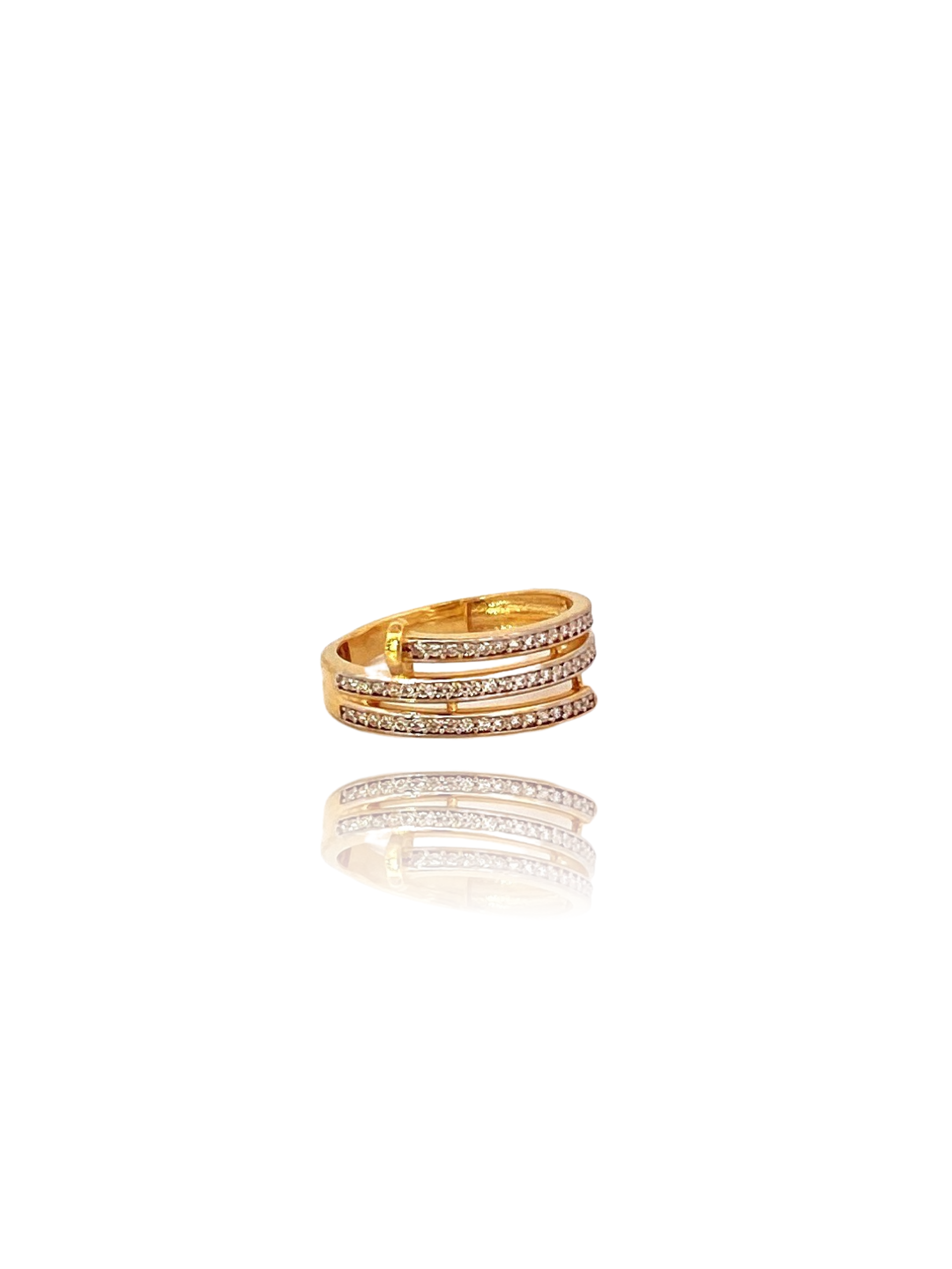 Nail deals gold ring