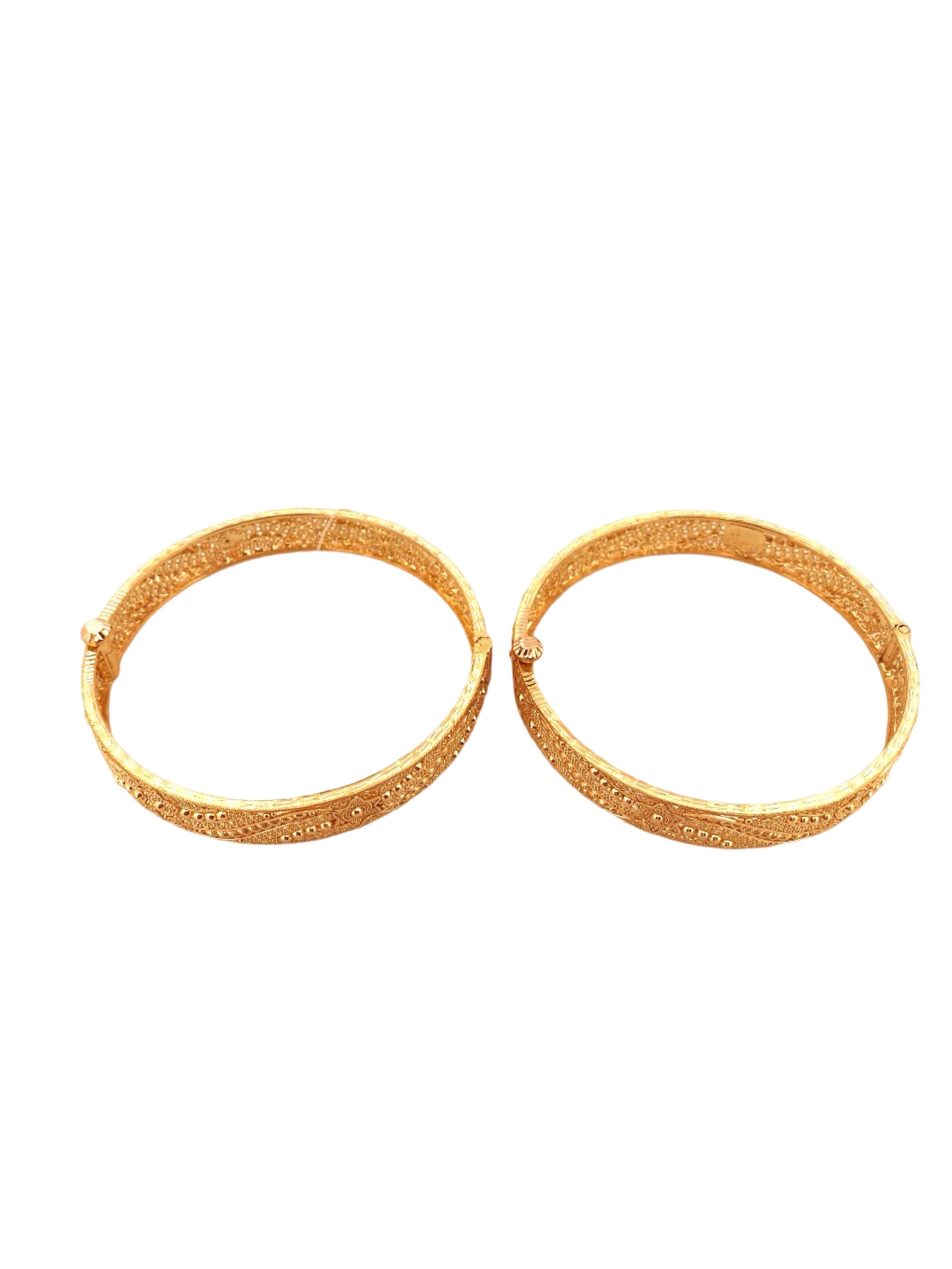 22K Gold Designer 2 Pieces Set Of Ladies Screw Bangles
