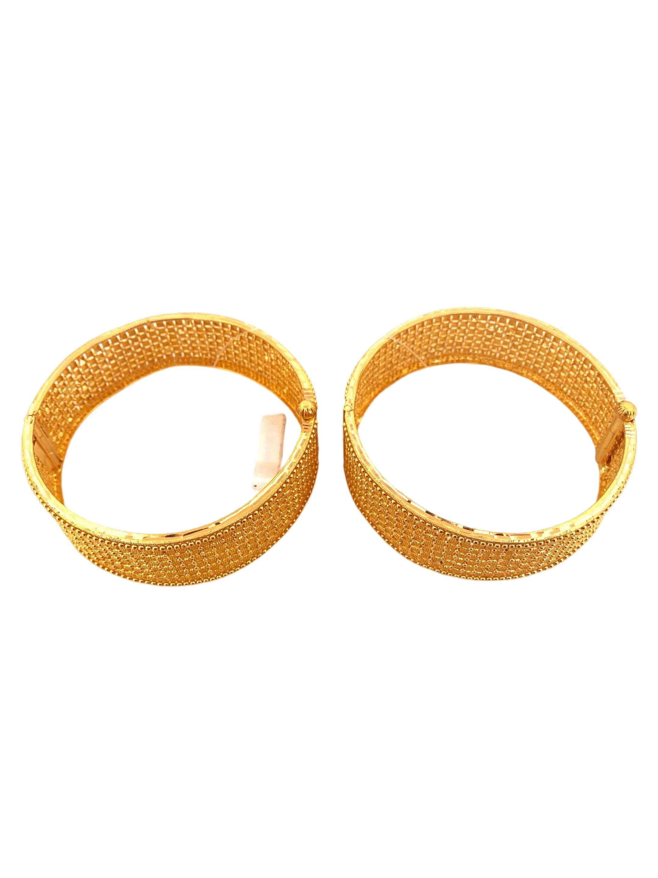 22K Gold Designer 2 Pieces Set Of Ladies Screw Bangles